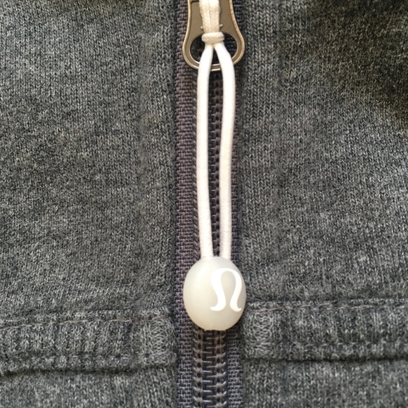 Lululemon Scuba Sweater - Picture 5 of 7